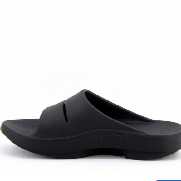 OOFOS OOahh Slide Sandals - Picture 3 of 9